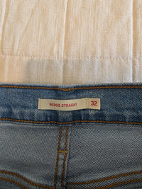 Levi's Wedgie Straight Jeans (32)