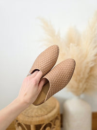 Nisolo Woven Leather Mules (5)
