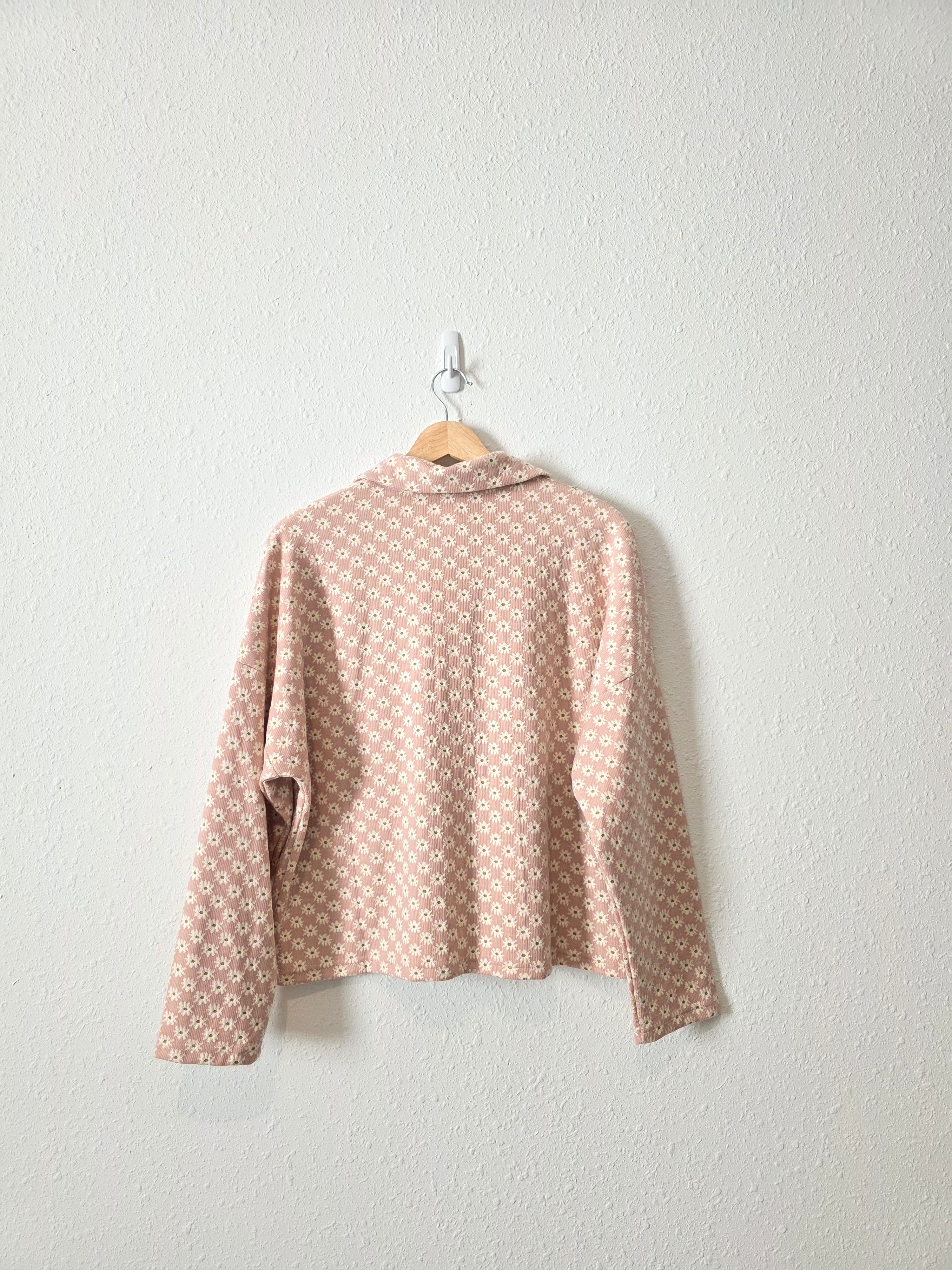 NEW Floral Button Up (M)