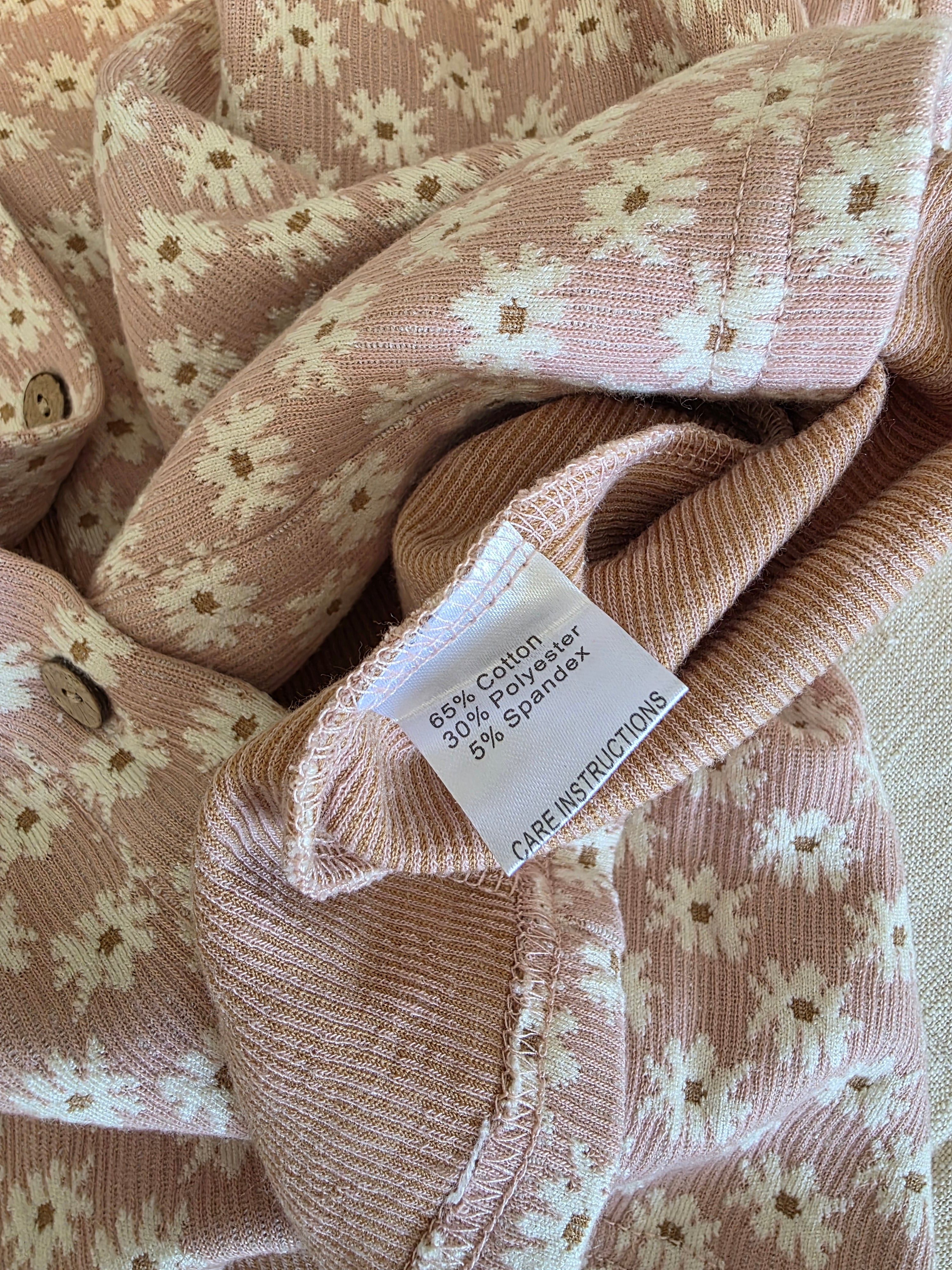 NEW Floral Button Up (M)