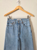 Levi's Ribcage Straight Jeans (24)
