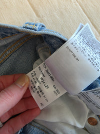 Levi's Ribcage Straight Jeans (24)