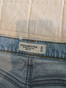 Abercrombie 90s Relaxed Jeans (32/14)