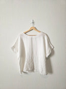 Floral Embroidered Linen Top (18P)
