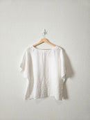 Floral Embroidered Linen Top (18P)