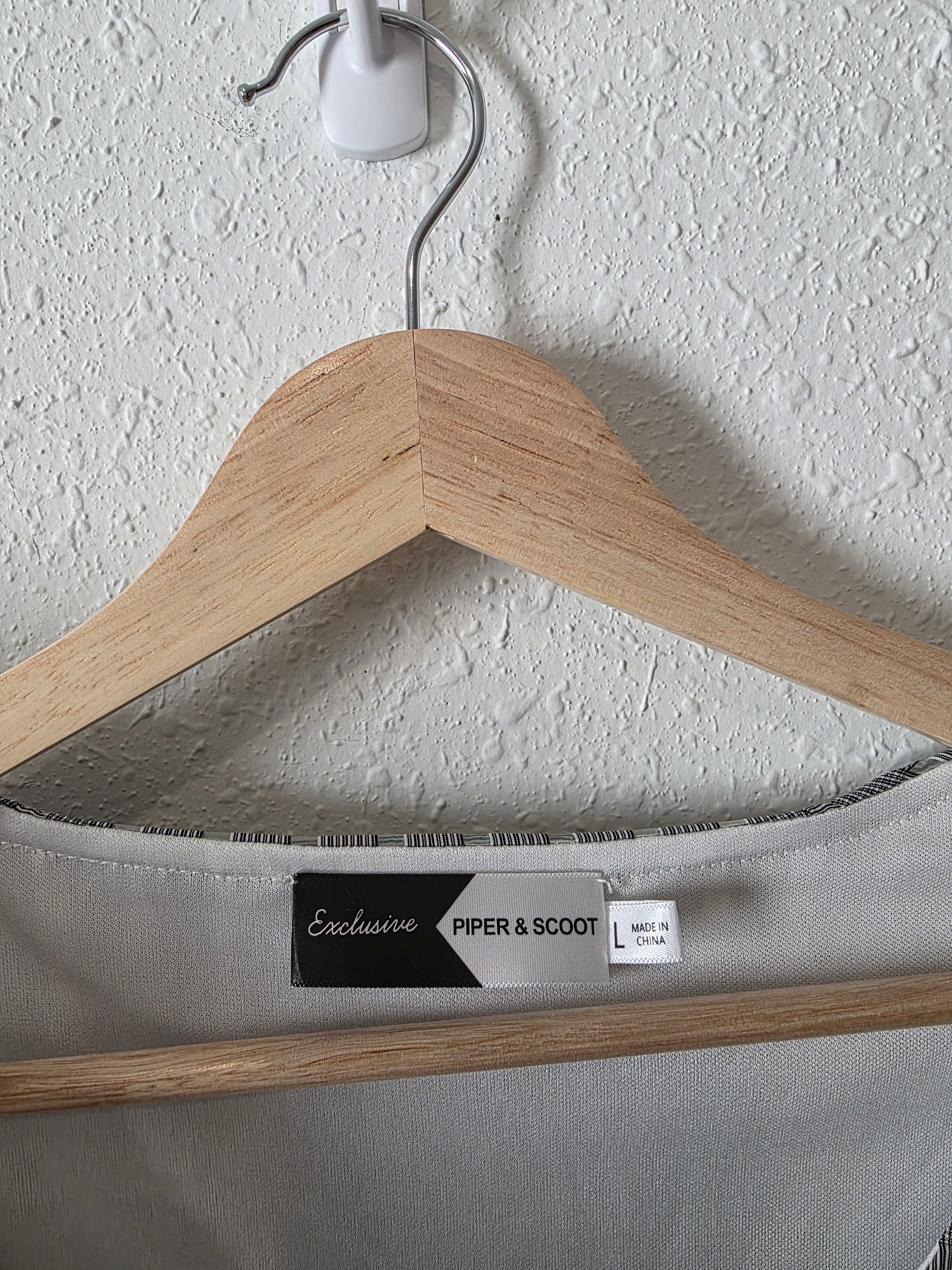 Piper & Scoot Wide Leg Jumpsuit (L)