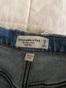 Abercrombie Denim Mom Shorts (27/4)