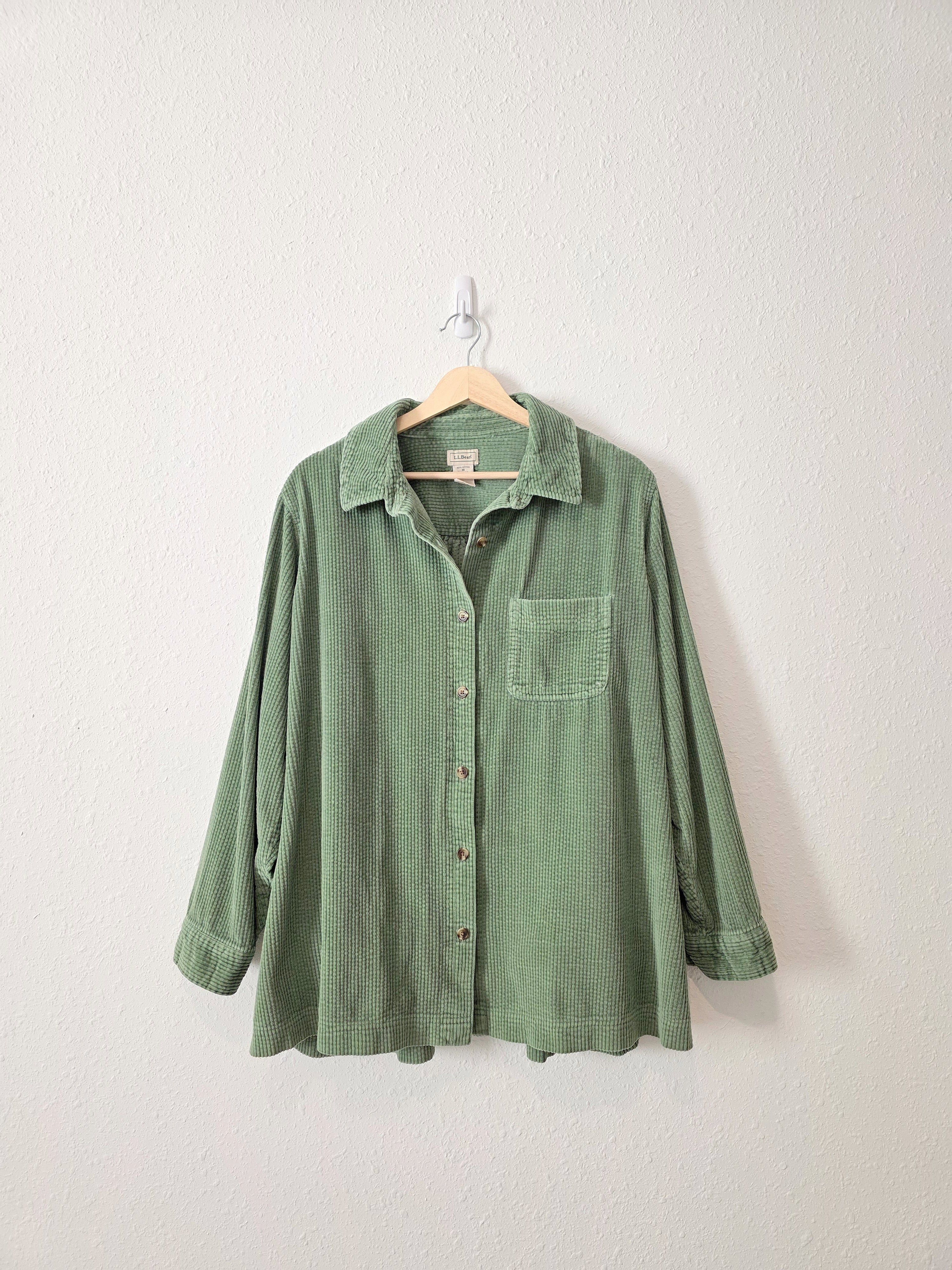 LL Bean Green Cord Button Up (1X)