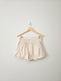 Aerie Cream Shorts (M)