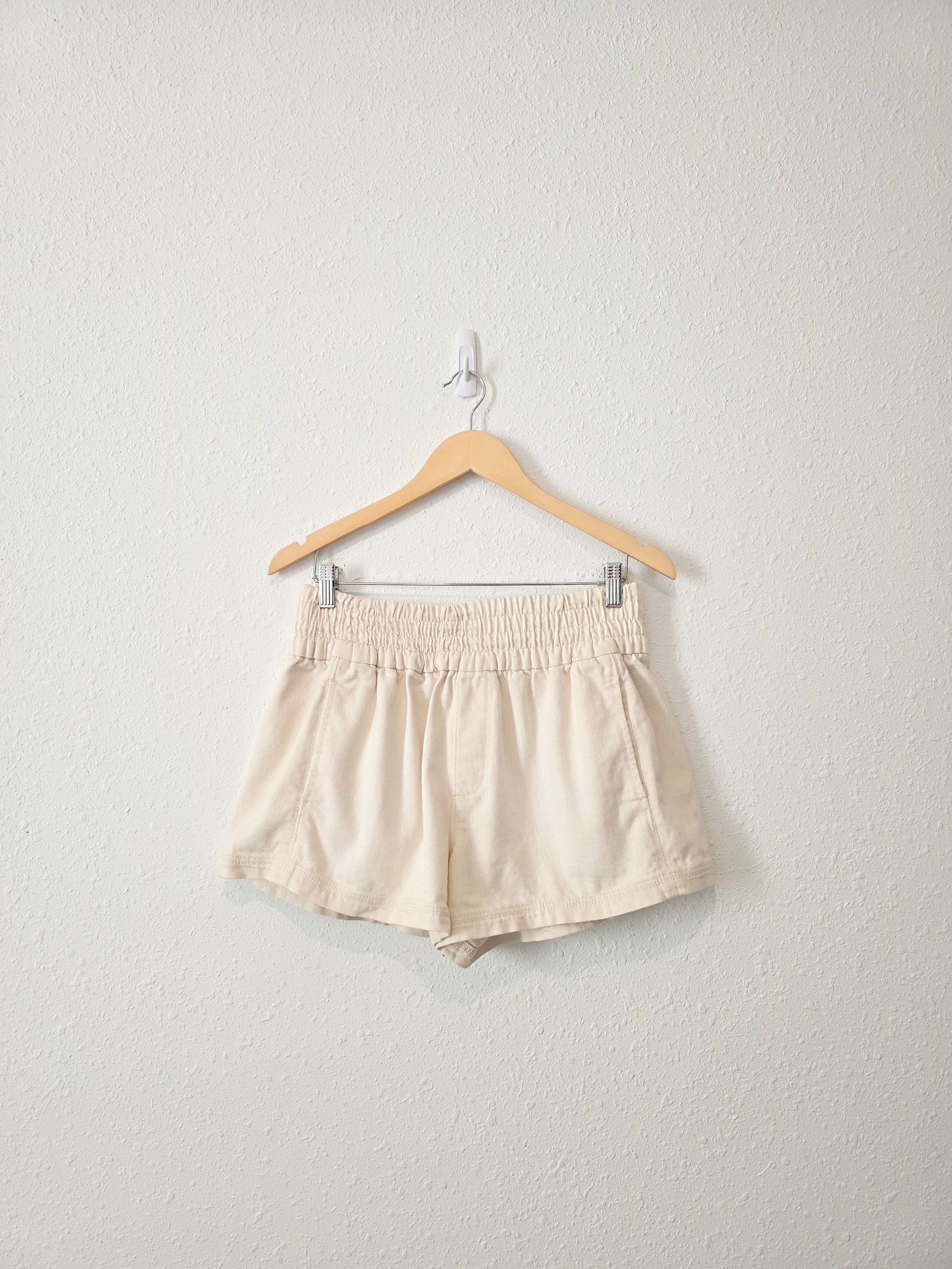 Aerie Cream Shorts (M)