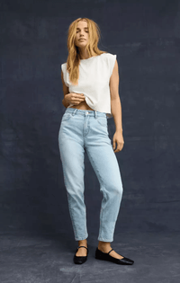 Light Wash Straight Mom Jeans (14)