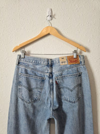 NEW Levi's Low Pro Straight Jeans (30)