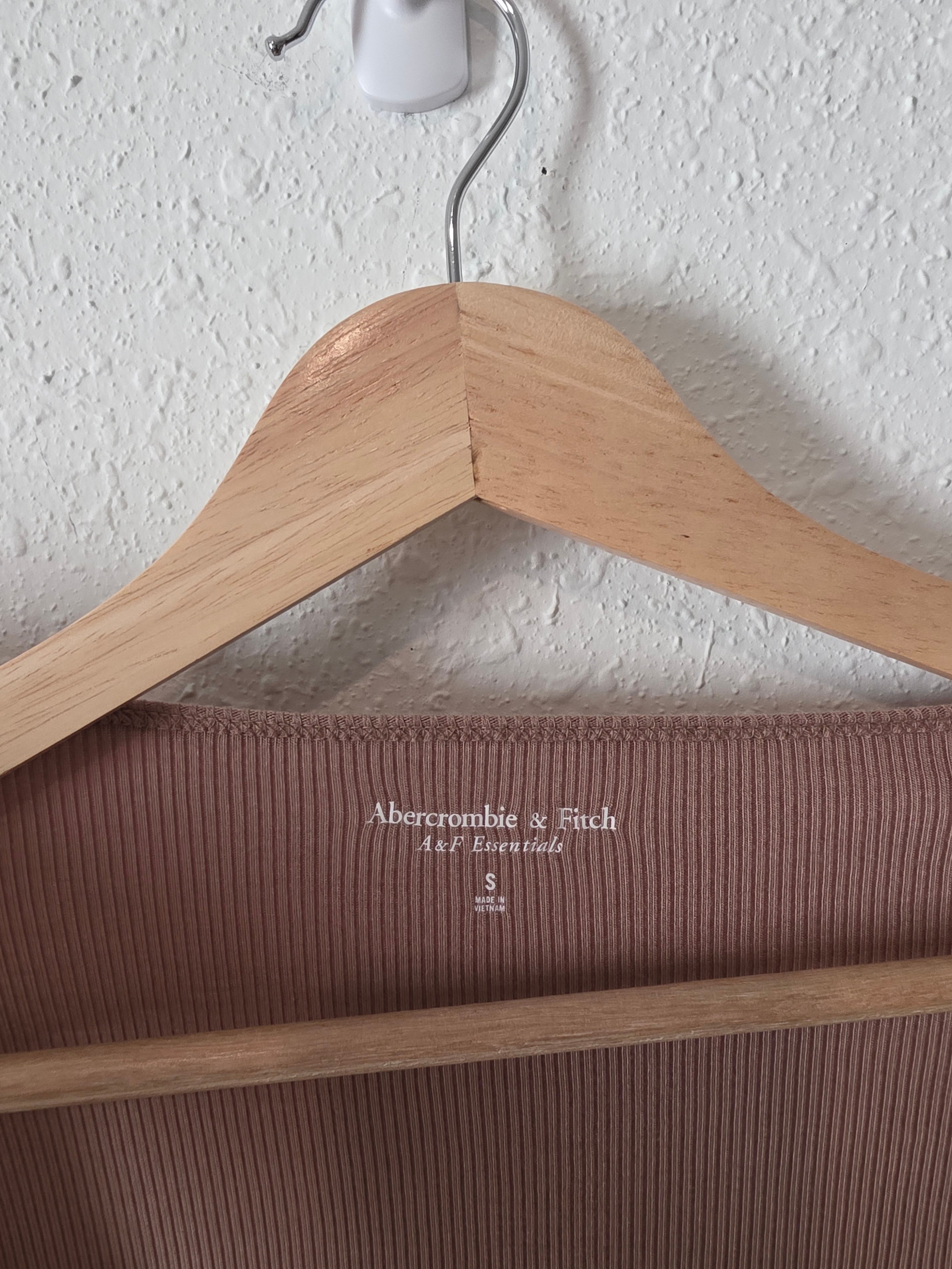 Abercrombie Ribbed Tee (S)