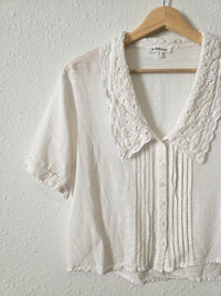 Heartloom Collared Button Up Blouse (S)