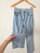 Abercrombie 90s Slim Straight Jeans (25/0)