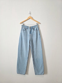 Abercrombie Light Wash Taper Jeans (27/4)