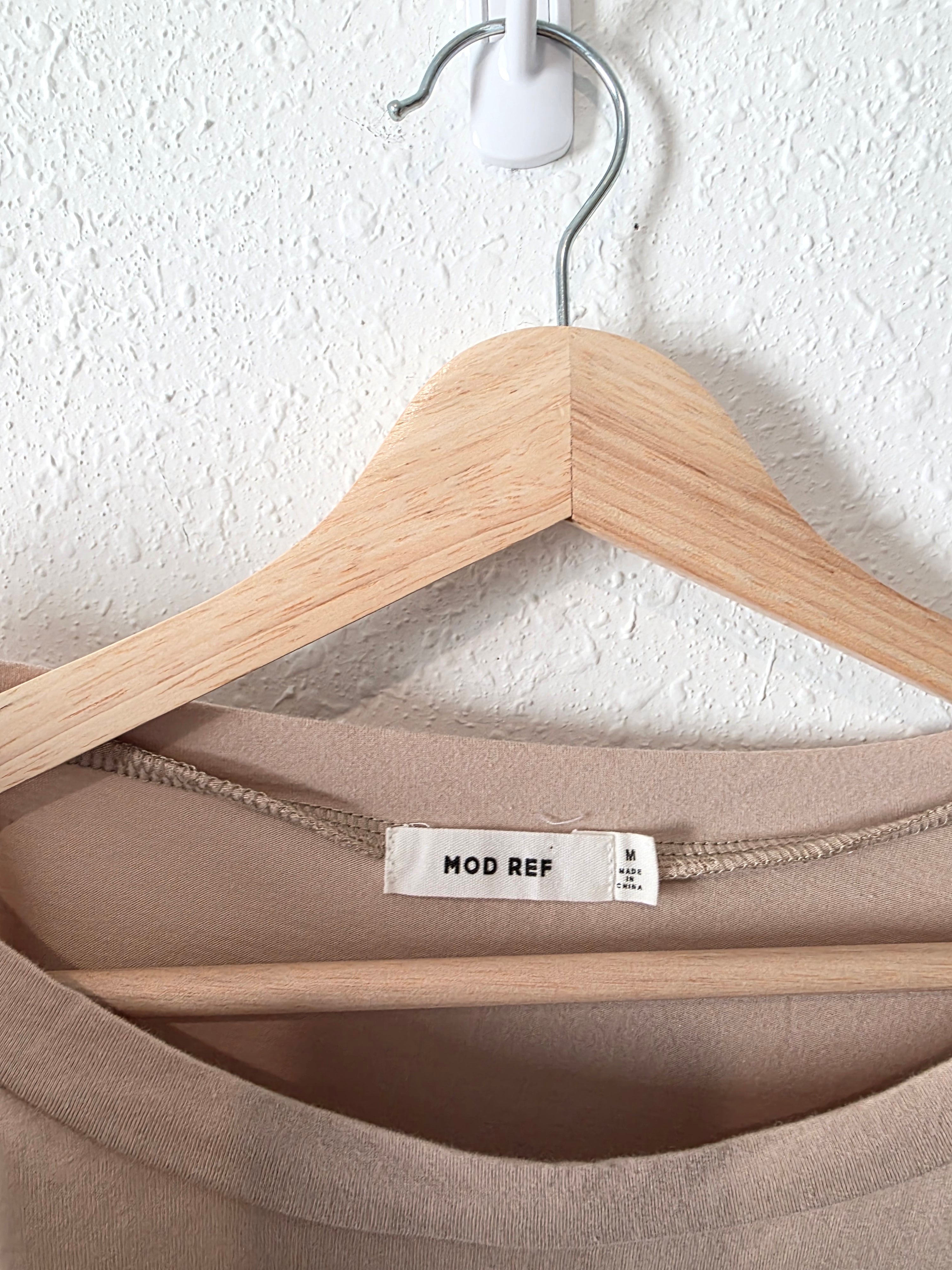 Mod Ref Puff Sleeve Top (M)