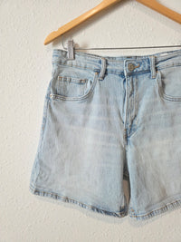 Zara Light Wash Denim Shorts (8)