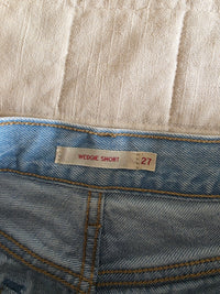 Levi's Light Wash Denim Shorts (27)