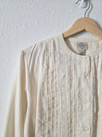 NEW Floral Embroidered Blouse (M)