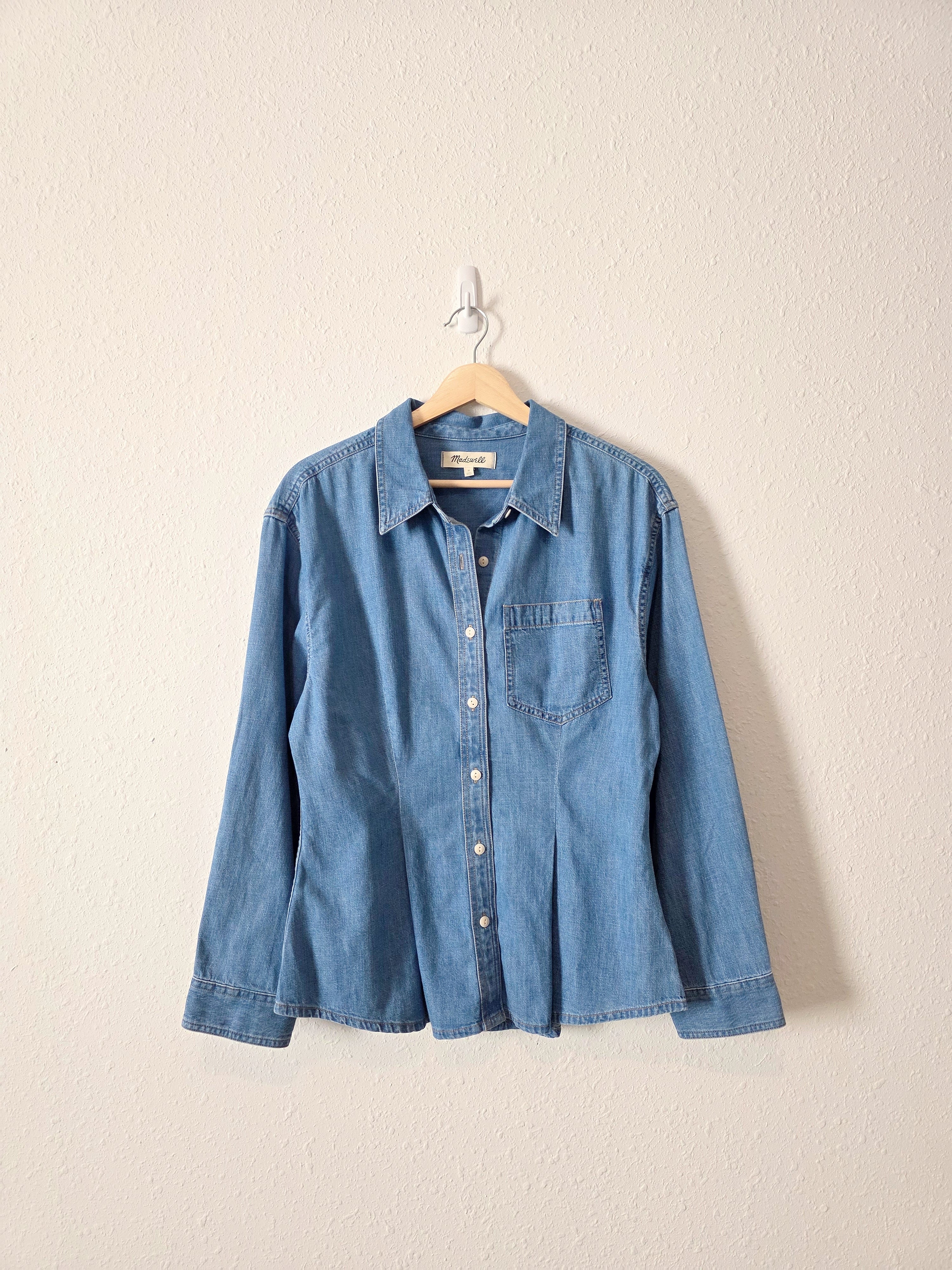 Madewell Denim Pleated Button Up (M)