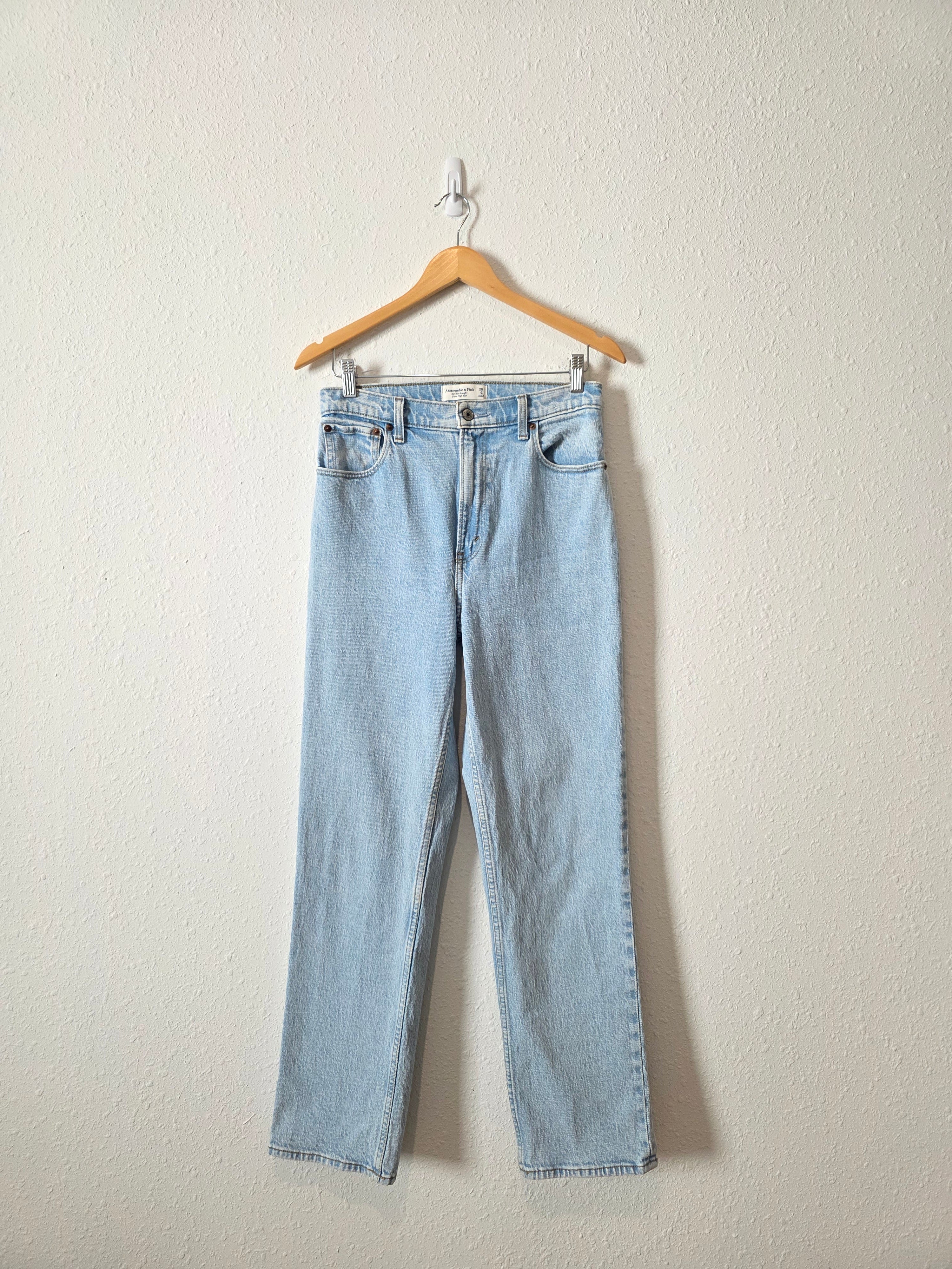 Abercrombie 90s Straight Jeans (28/6)