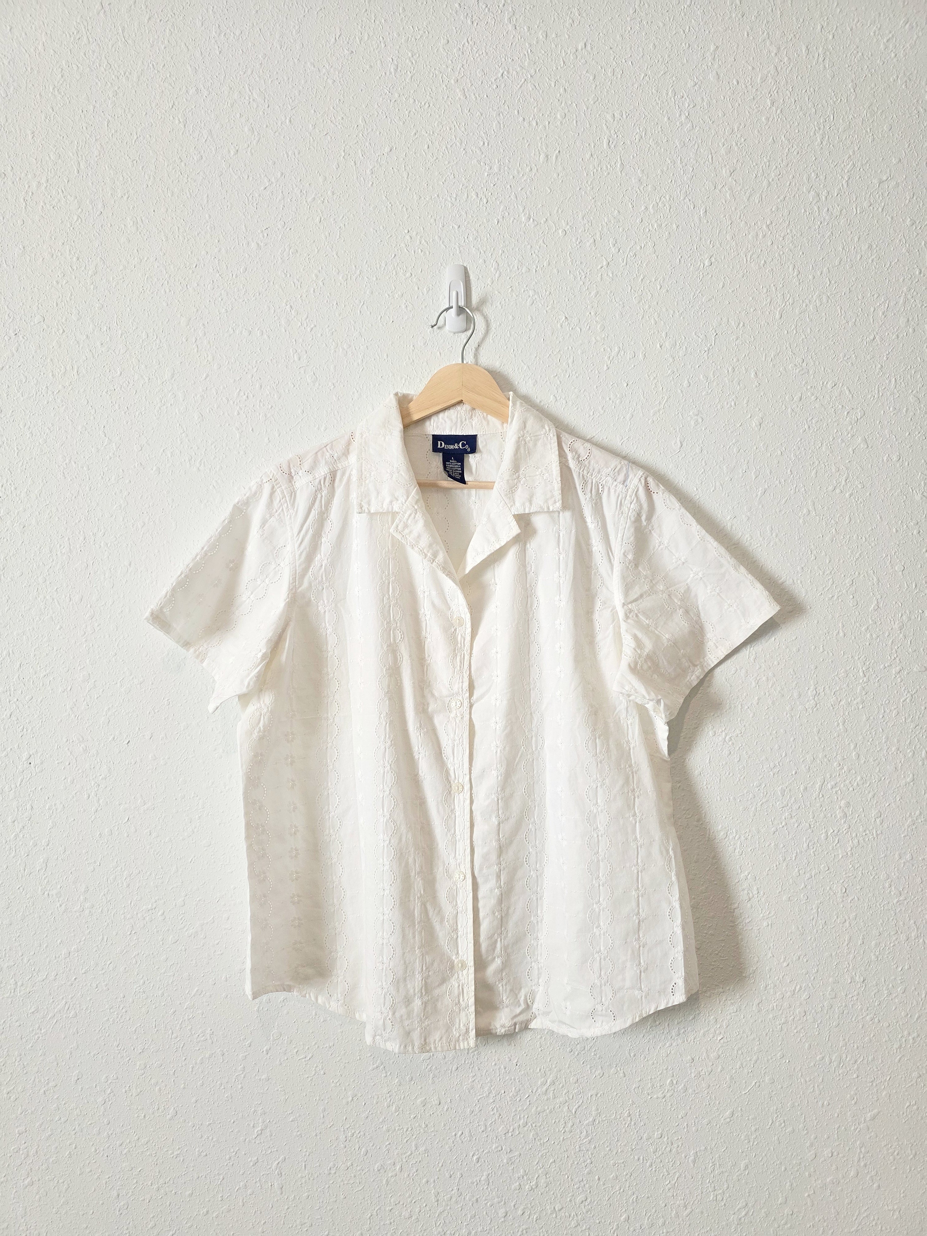 Vintage Floral Embroidered Button Up (L)