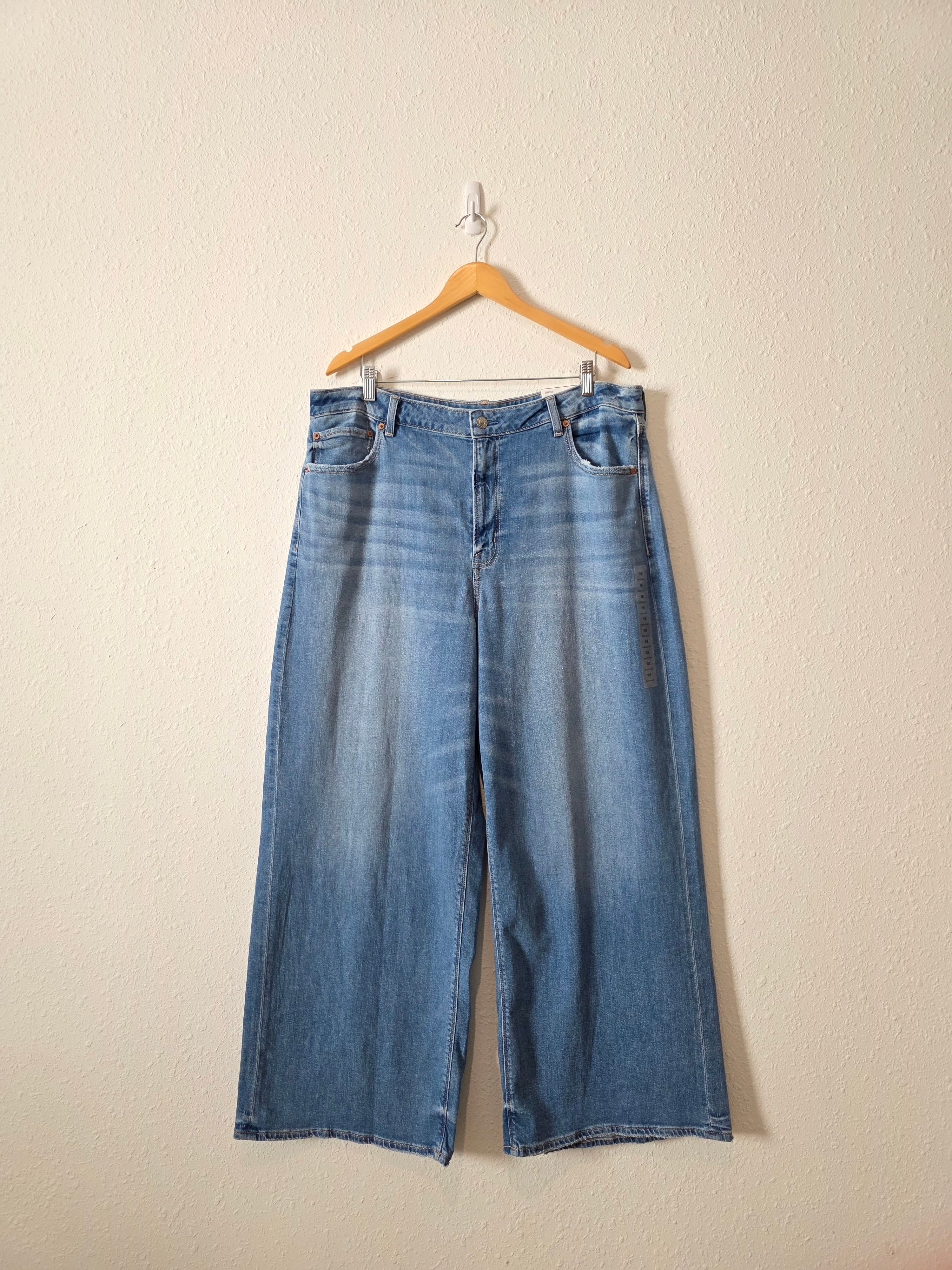 NEW Baggy Wide Leg Jeans (18)