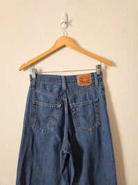 Levi's High Waisted Straight Jean (25)