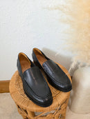 Everlane Black Modern Loafer (10)