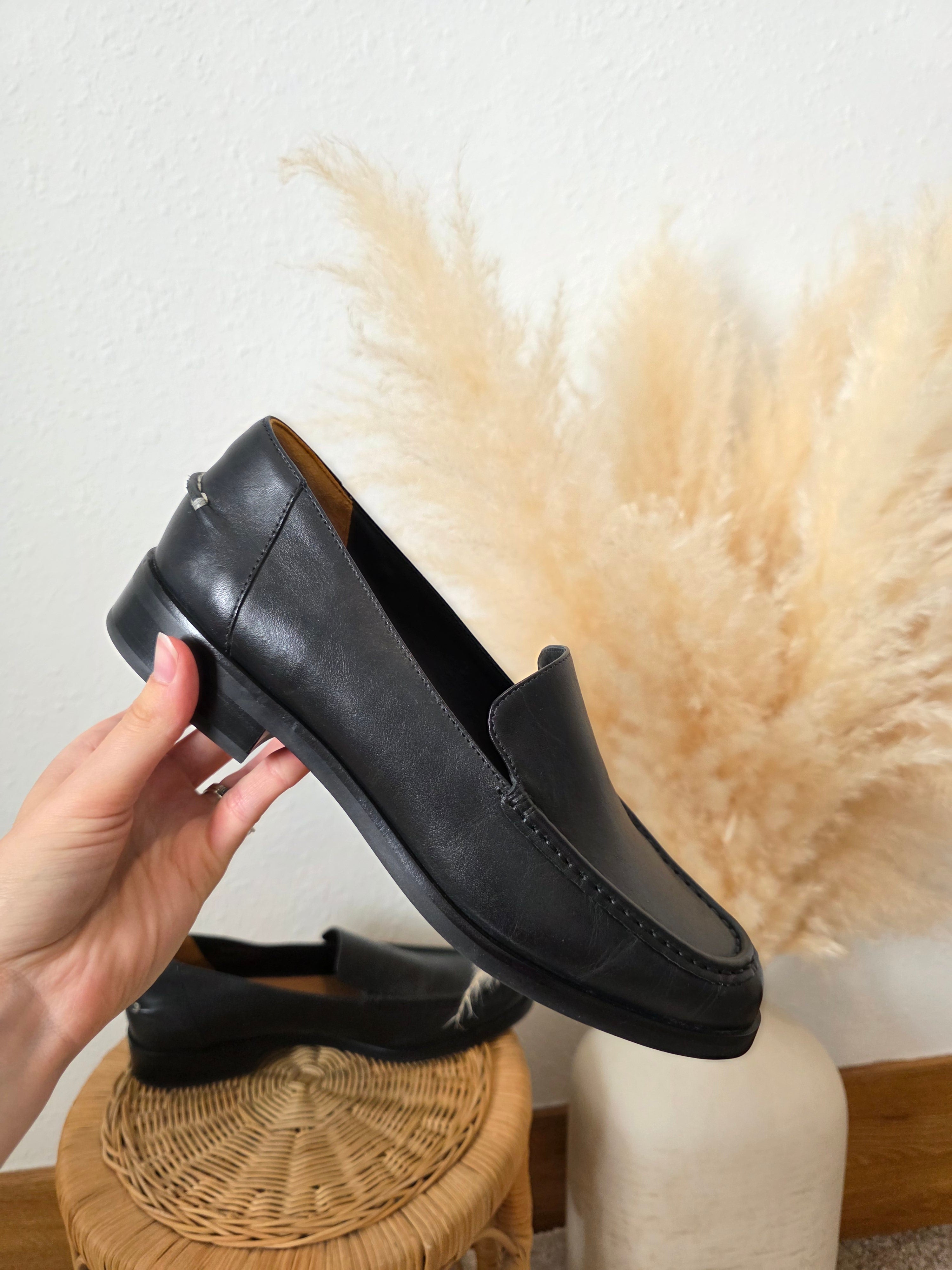 Everlane Black Modern Loafer (10)