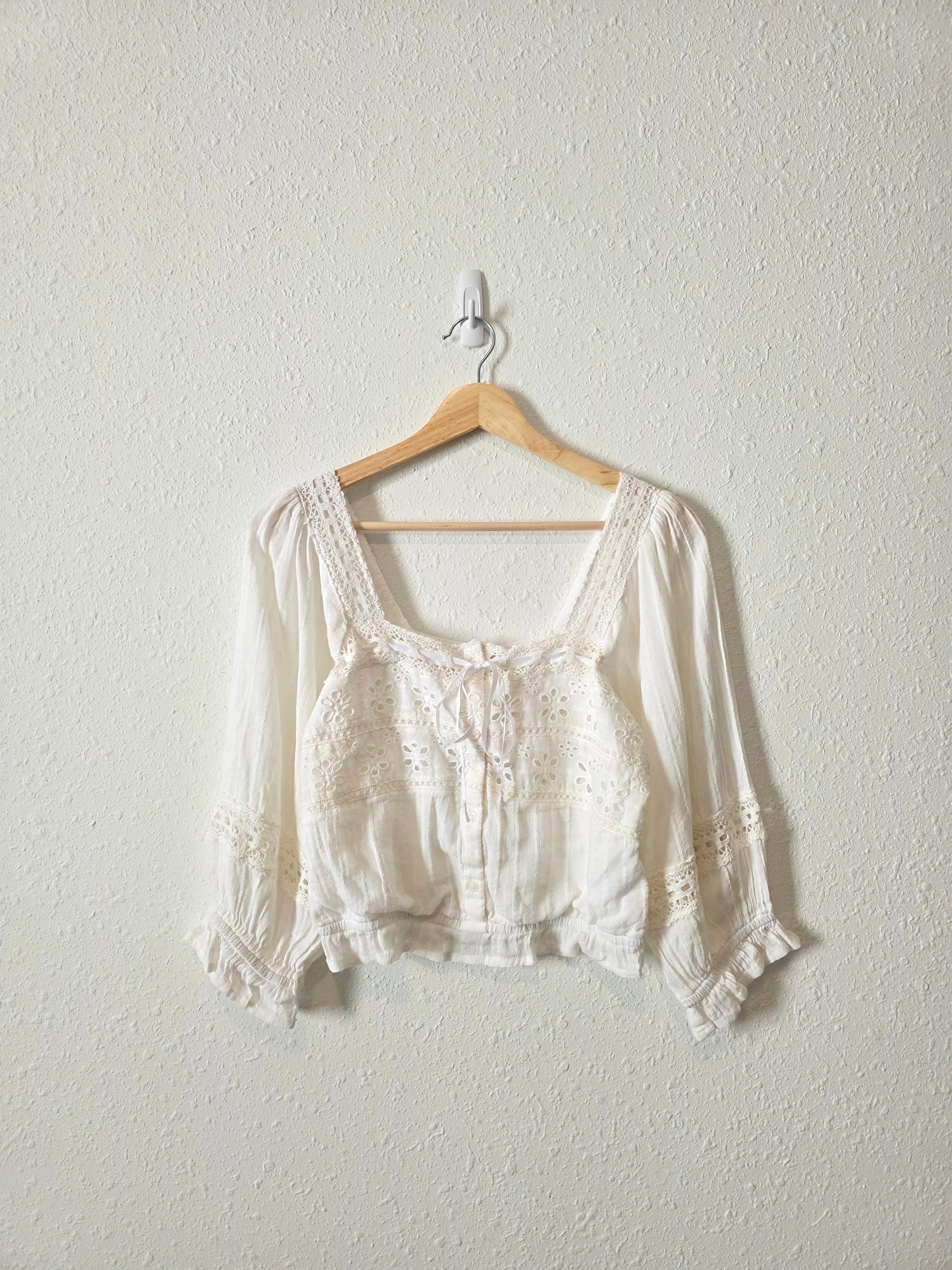 NEW White Floral Eyelet Blouse (S)