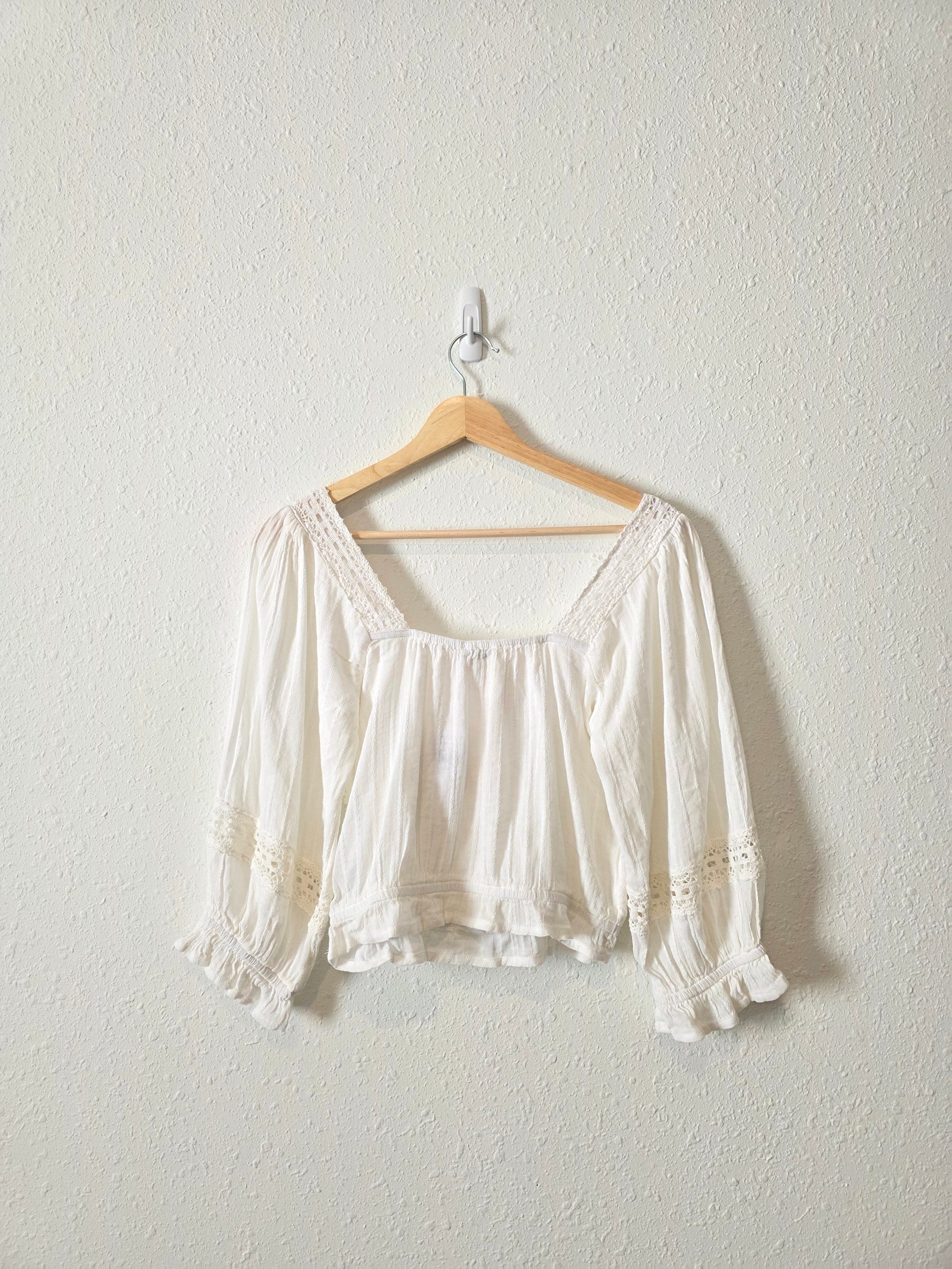 NEW White Floral Eyelet Blouse (S)
