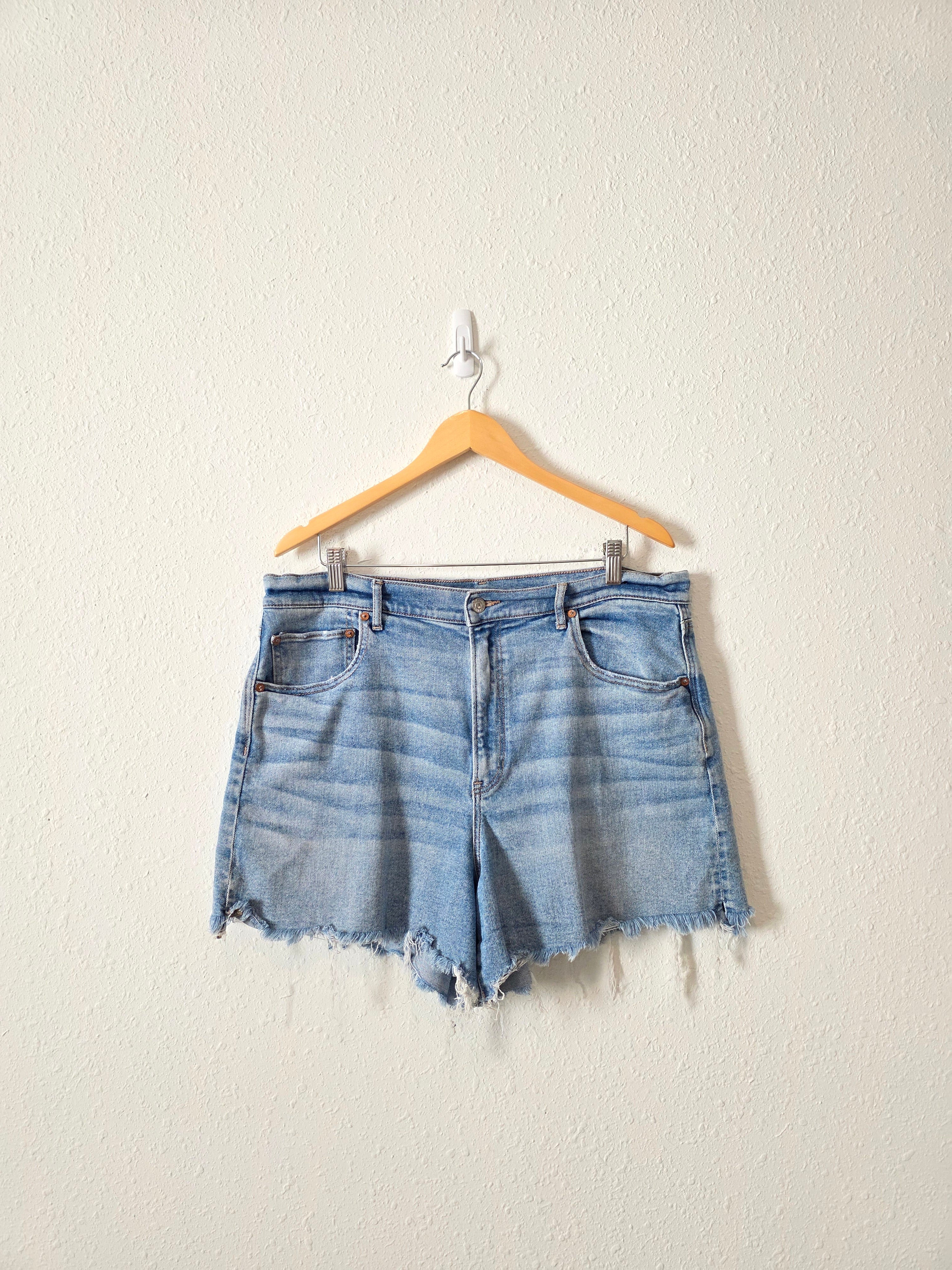 90s Boyfriend Denim Shorts (18)