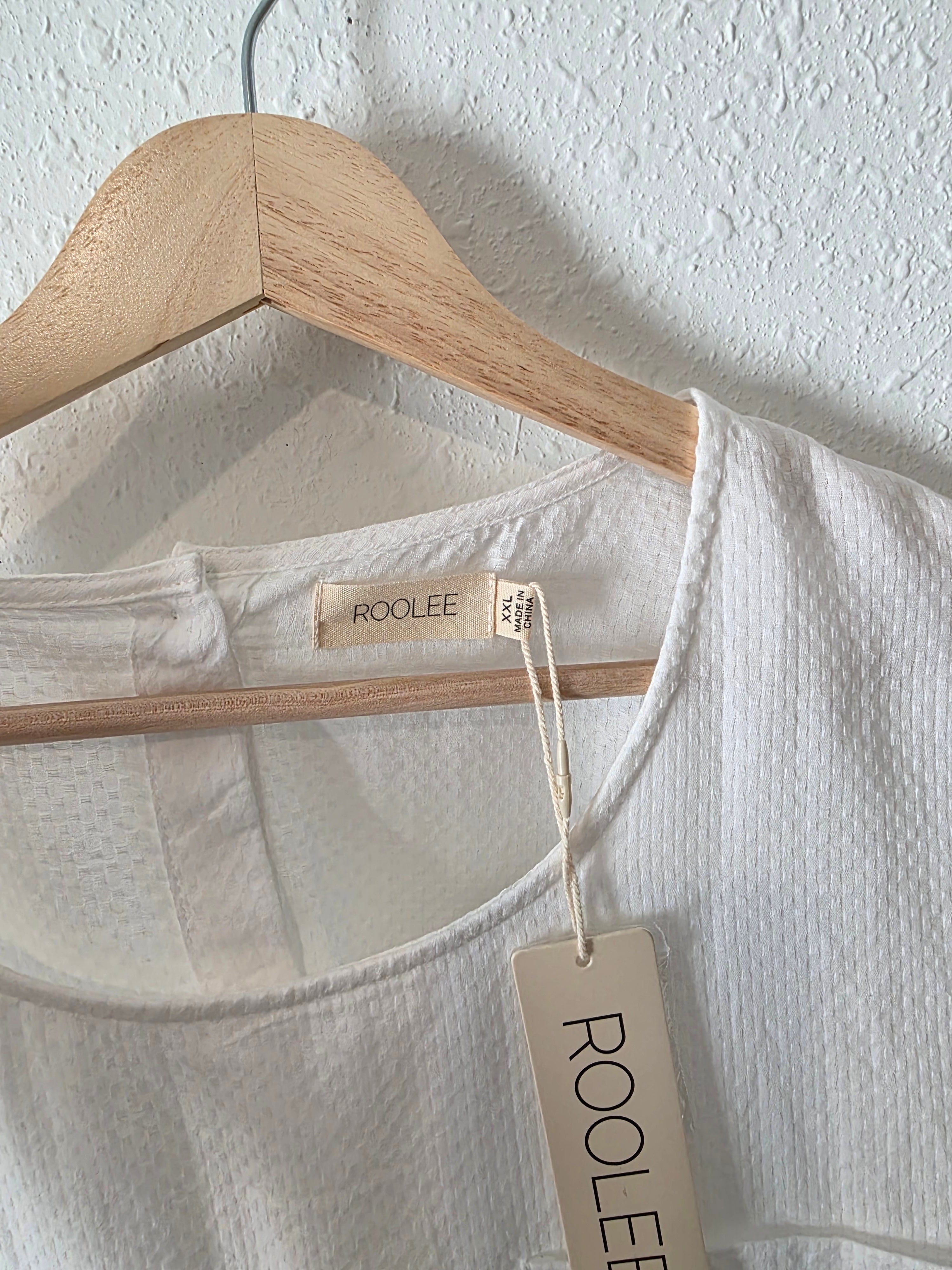 NEW Roolee Button Back Top (XXL)
