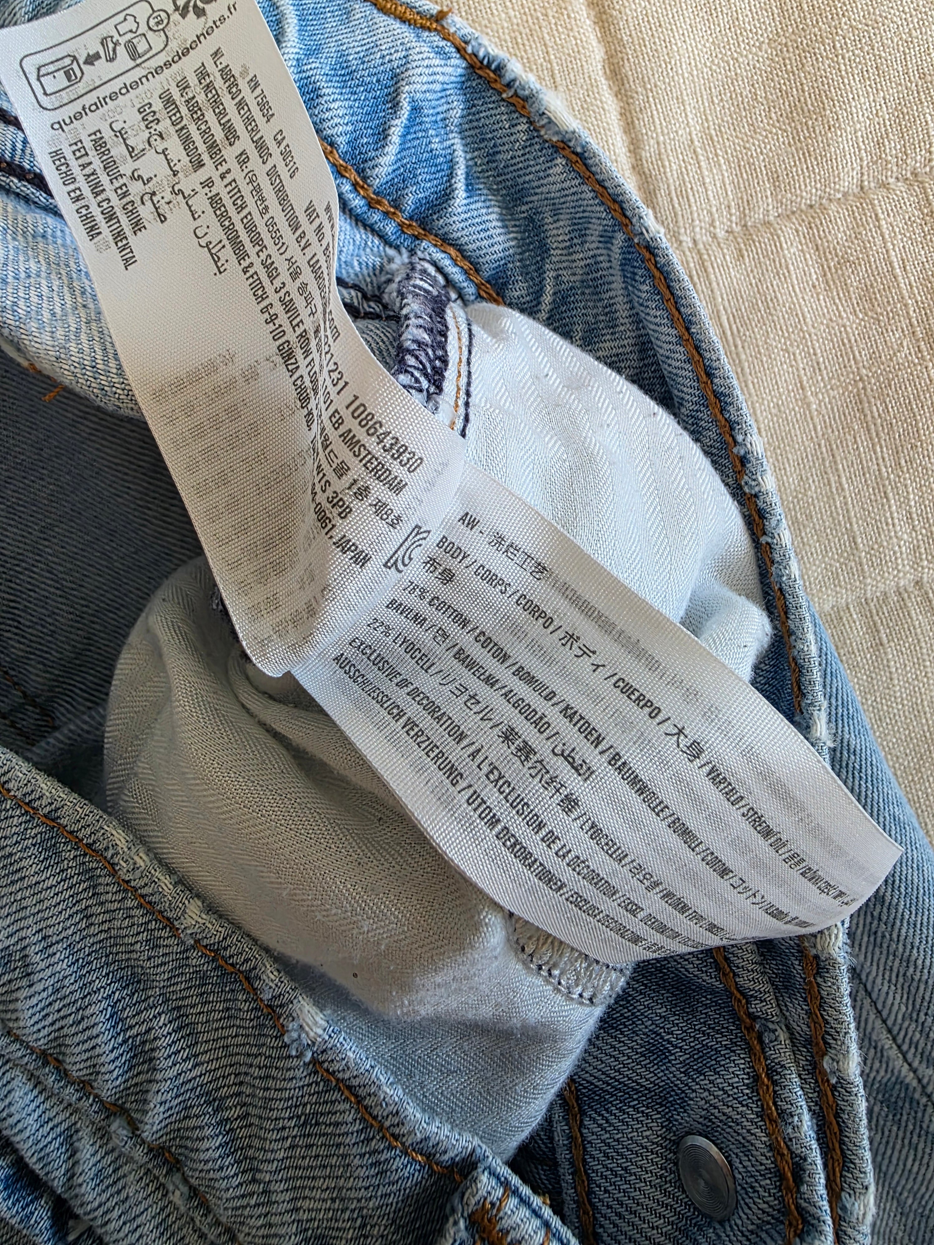 Abercrombie Loose Jeans (24/00L)