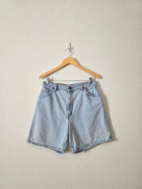 Vintage Levi's Light Wash Shorts (30)