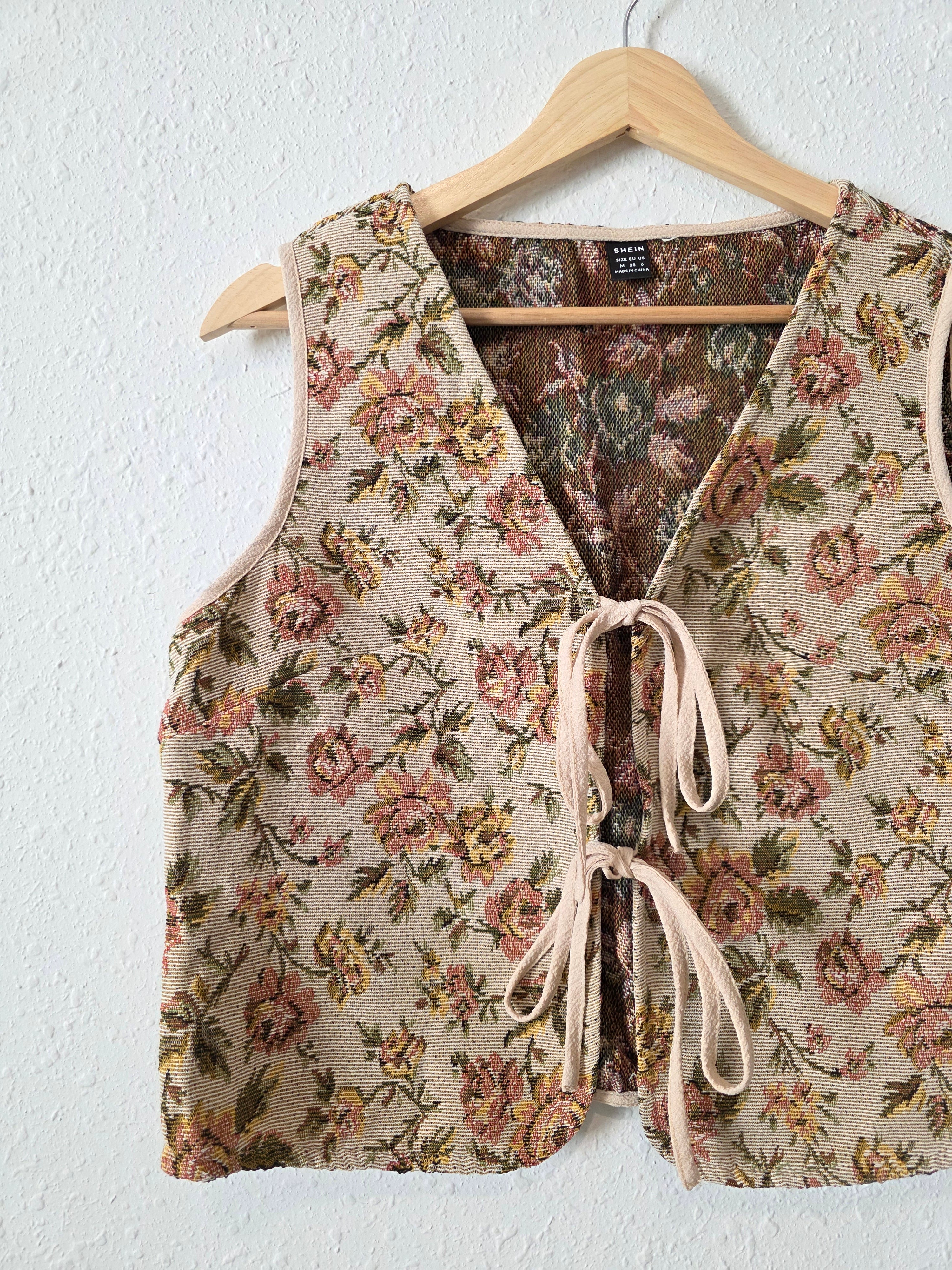 Floral Tie Front Vest (6)