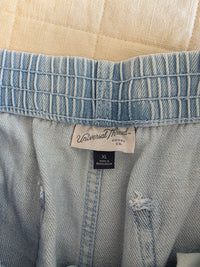 NEW Wide Leg Easy Jeans (XL)