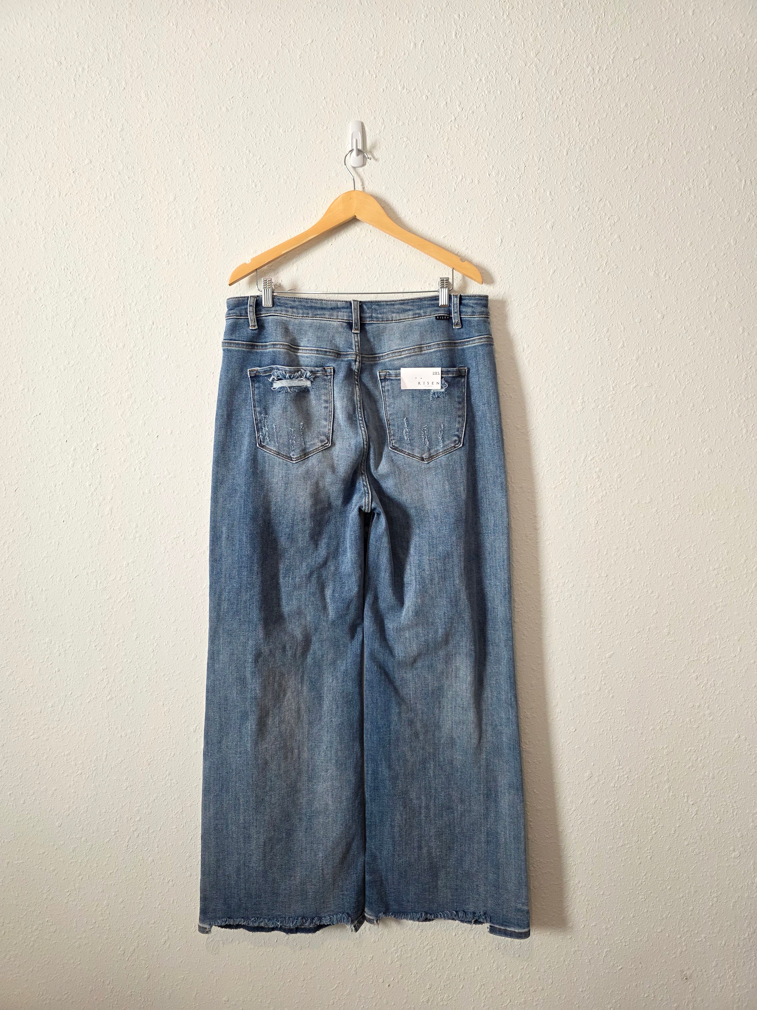 NEW Risen Wide Leg Jeans (2X)