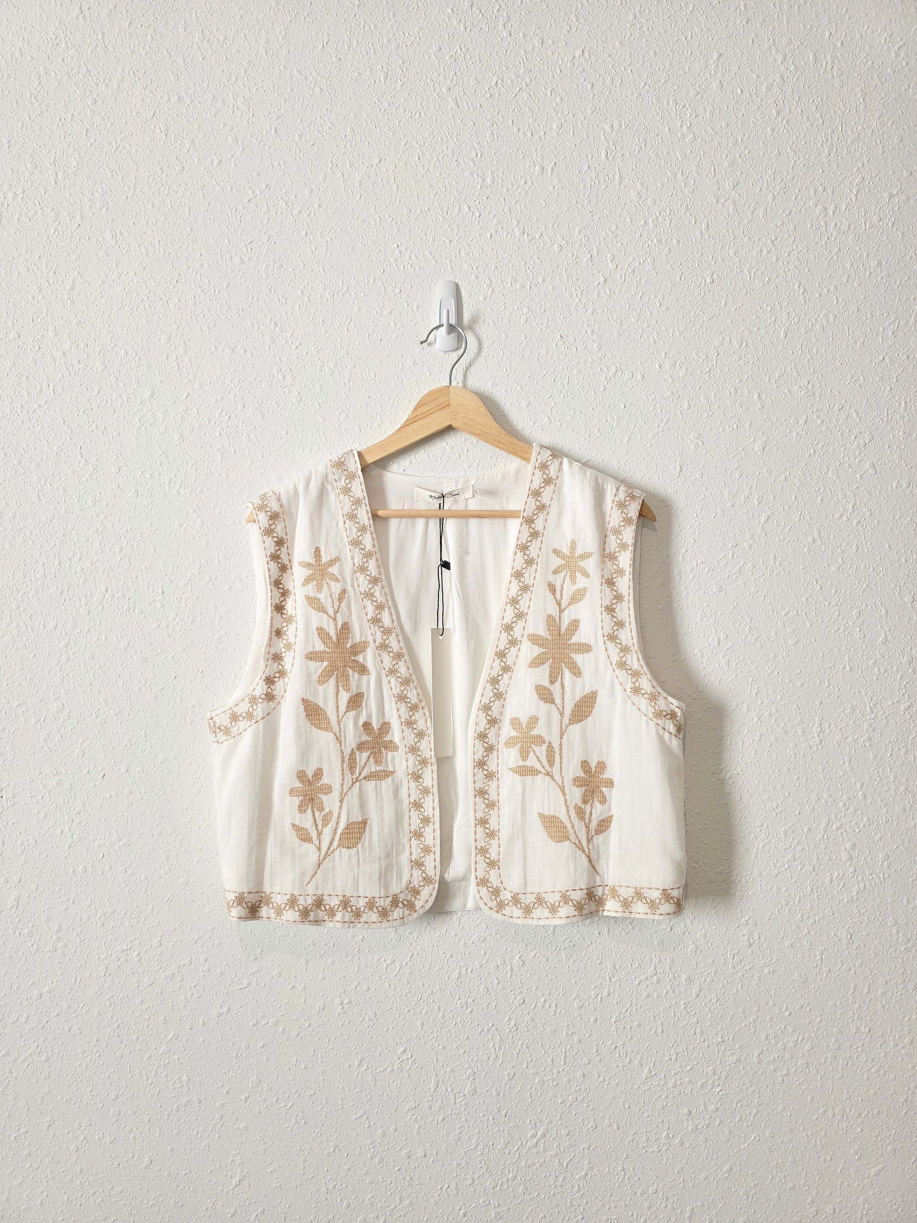 NEW Floral Embroidered Vest (M)
