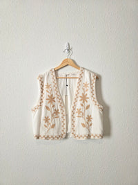 NEW Floral Embroidered Vest (M)