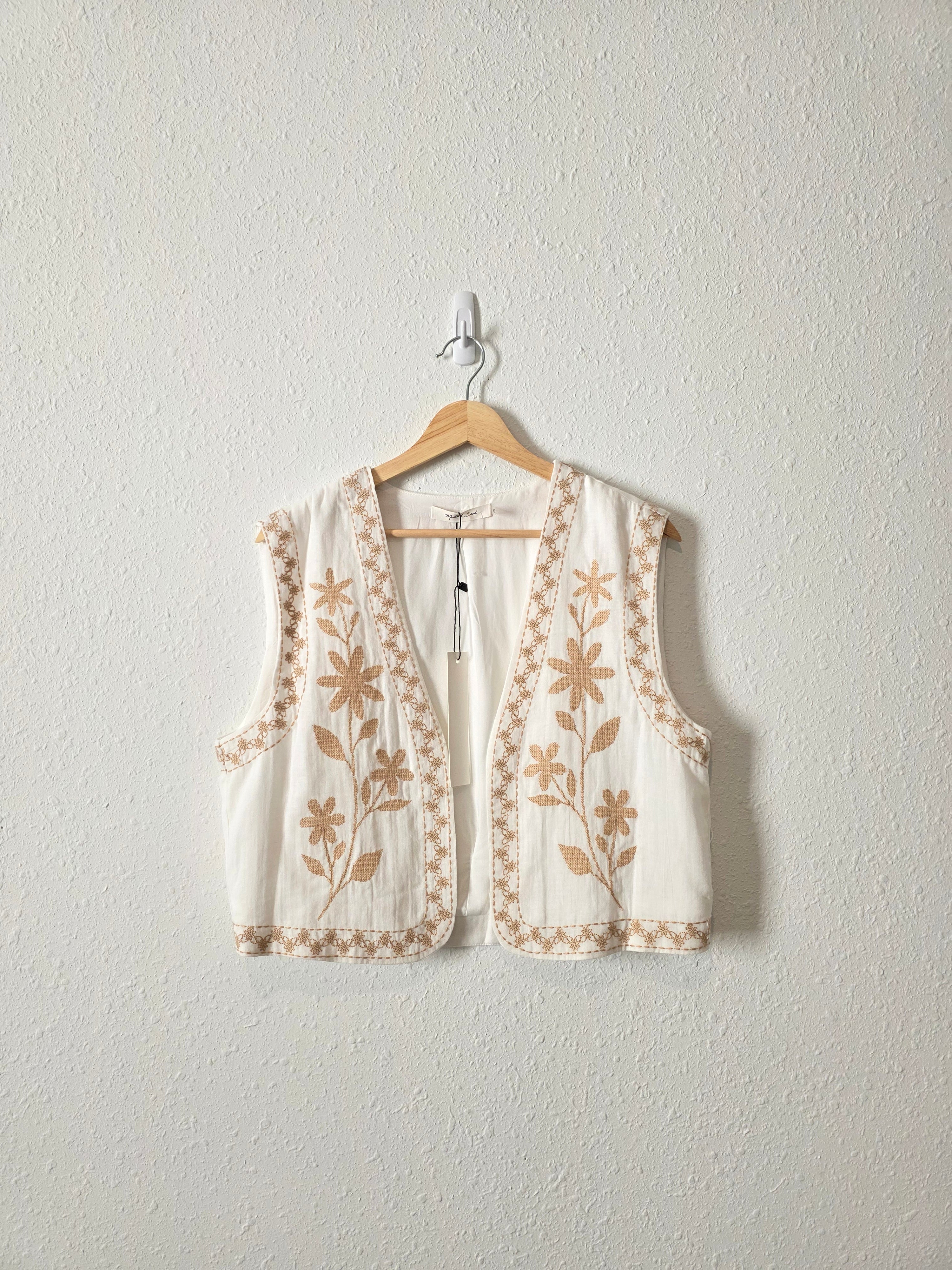 NEW Floral Embroidered Vest (M)