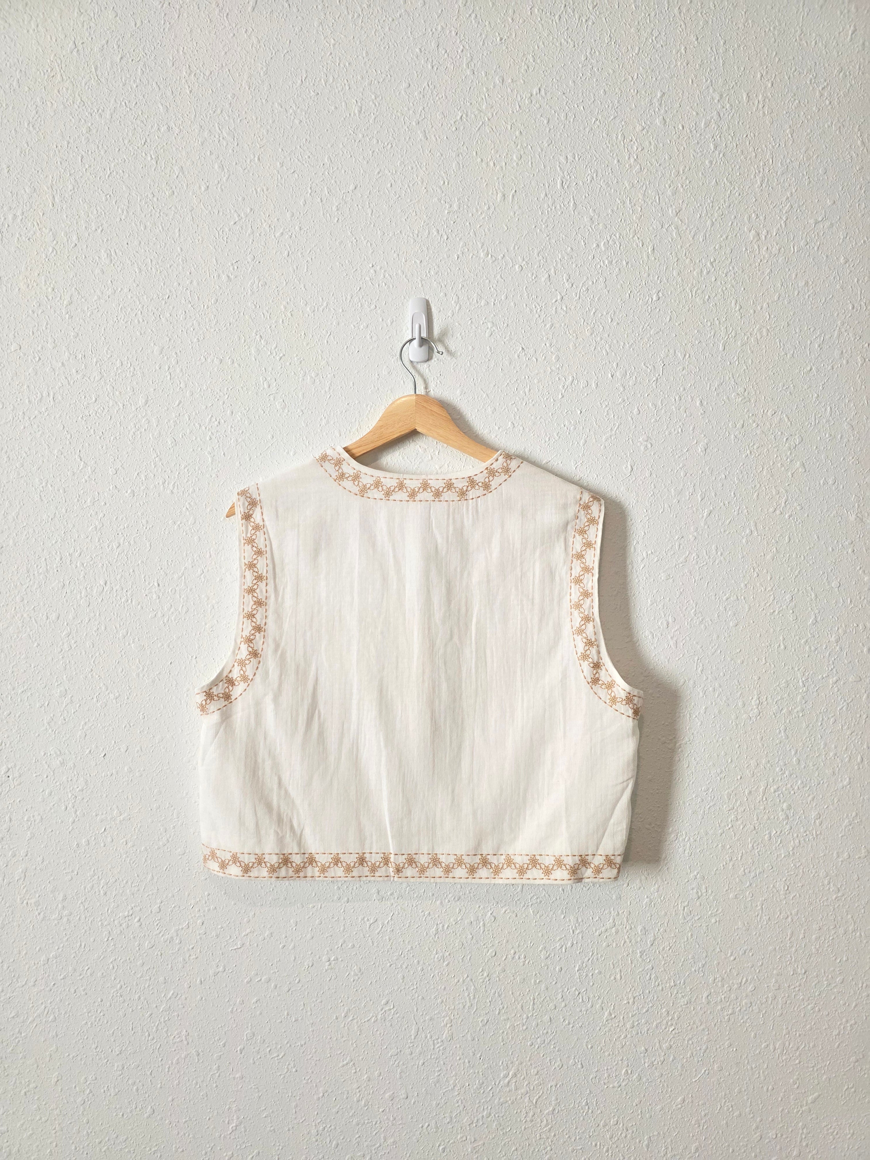 NEW Floral Embroidered Vest (M)