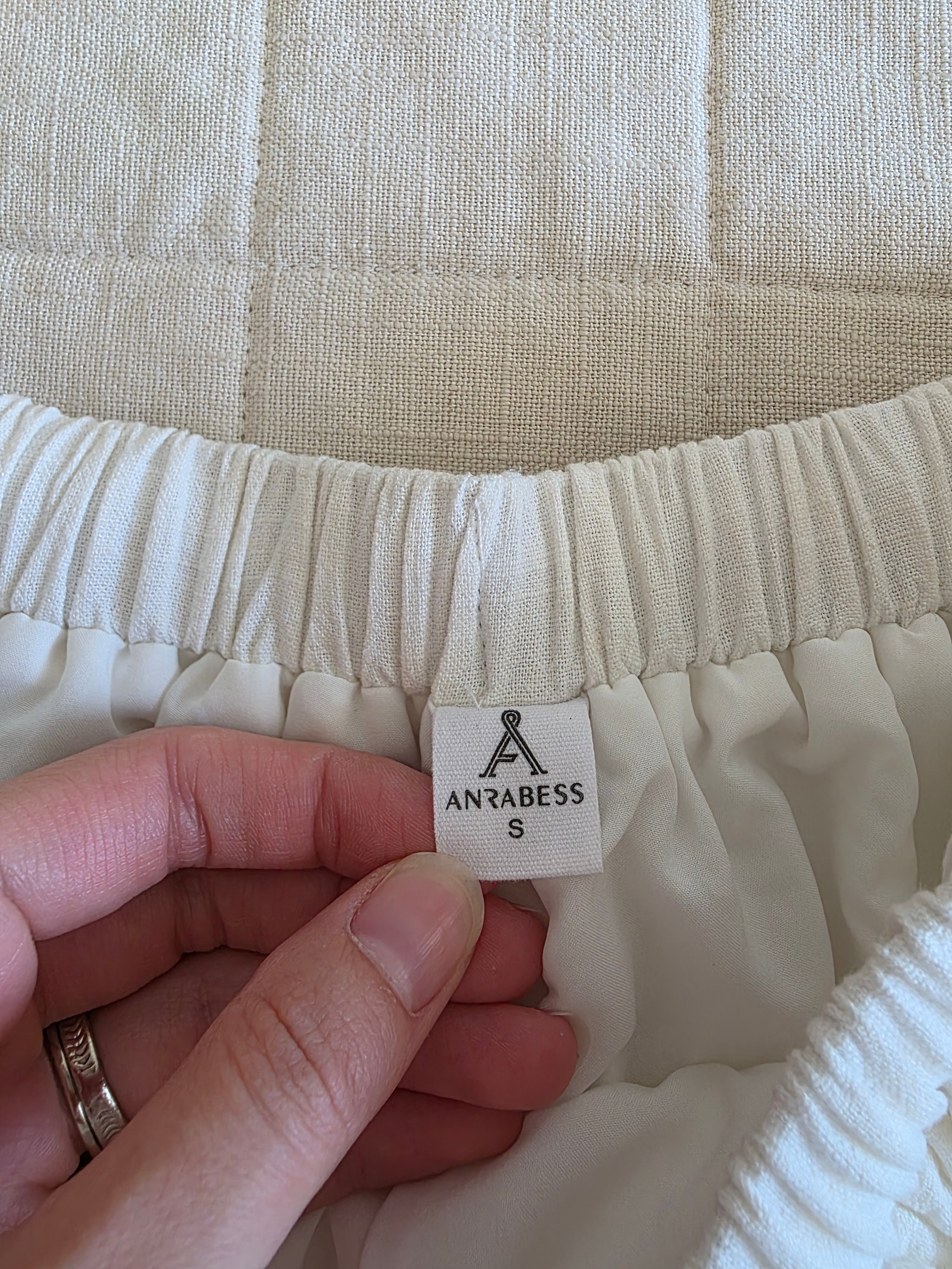 Neutral Barrel Wide Pants (S)