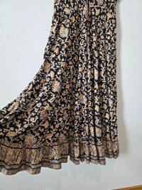 Neutral Floral Midi Dress (SP)