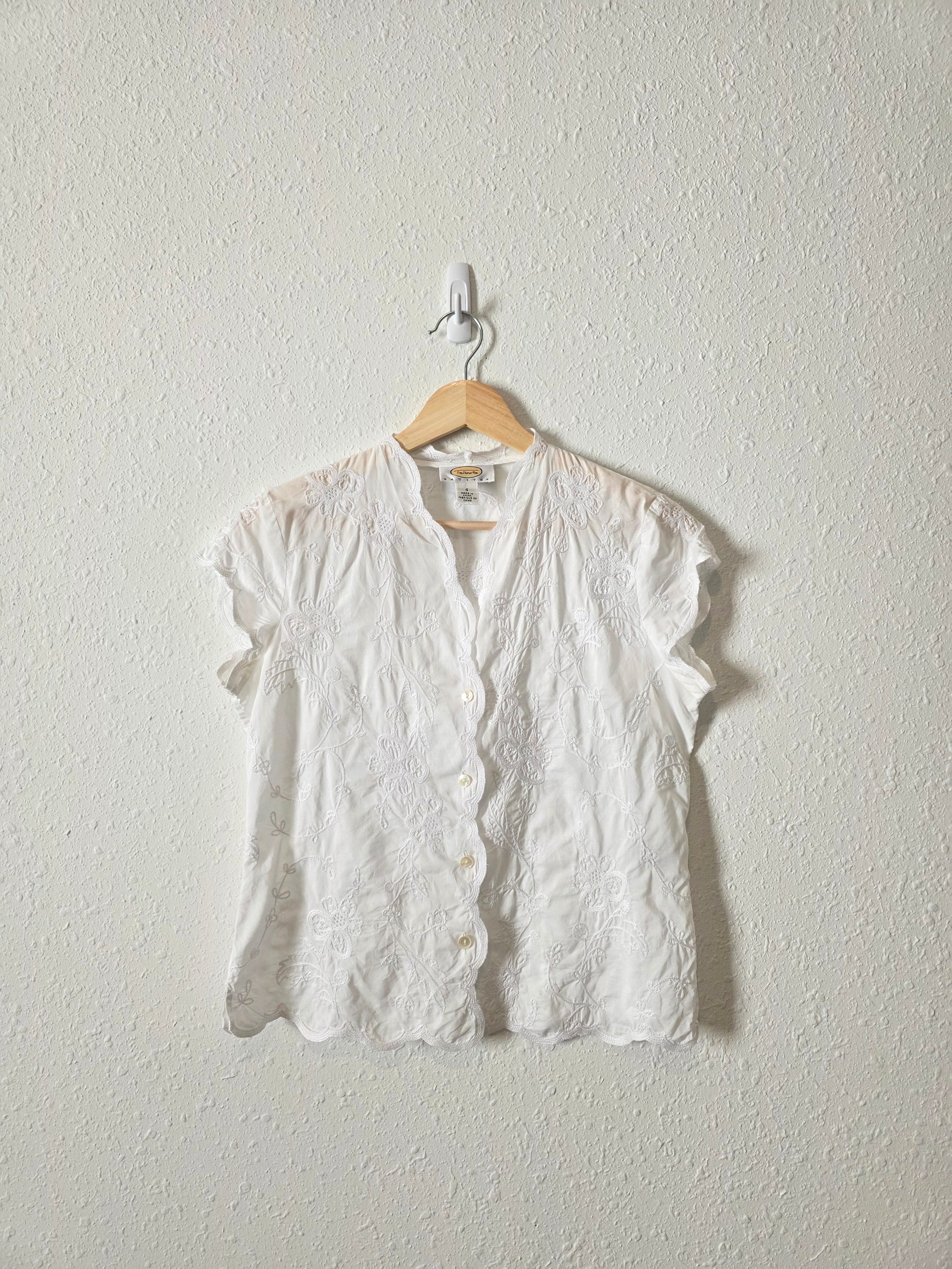 Vintage White Floral Top (4)
