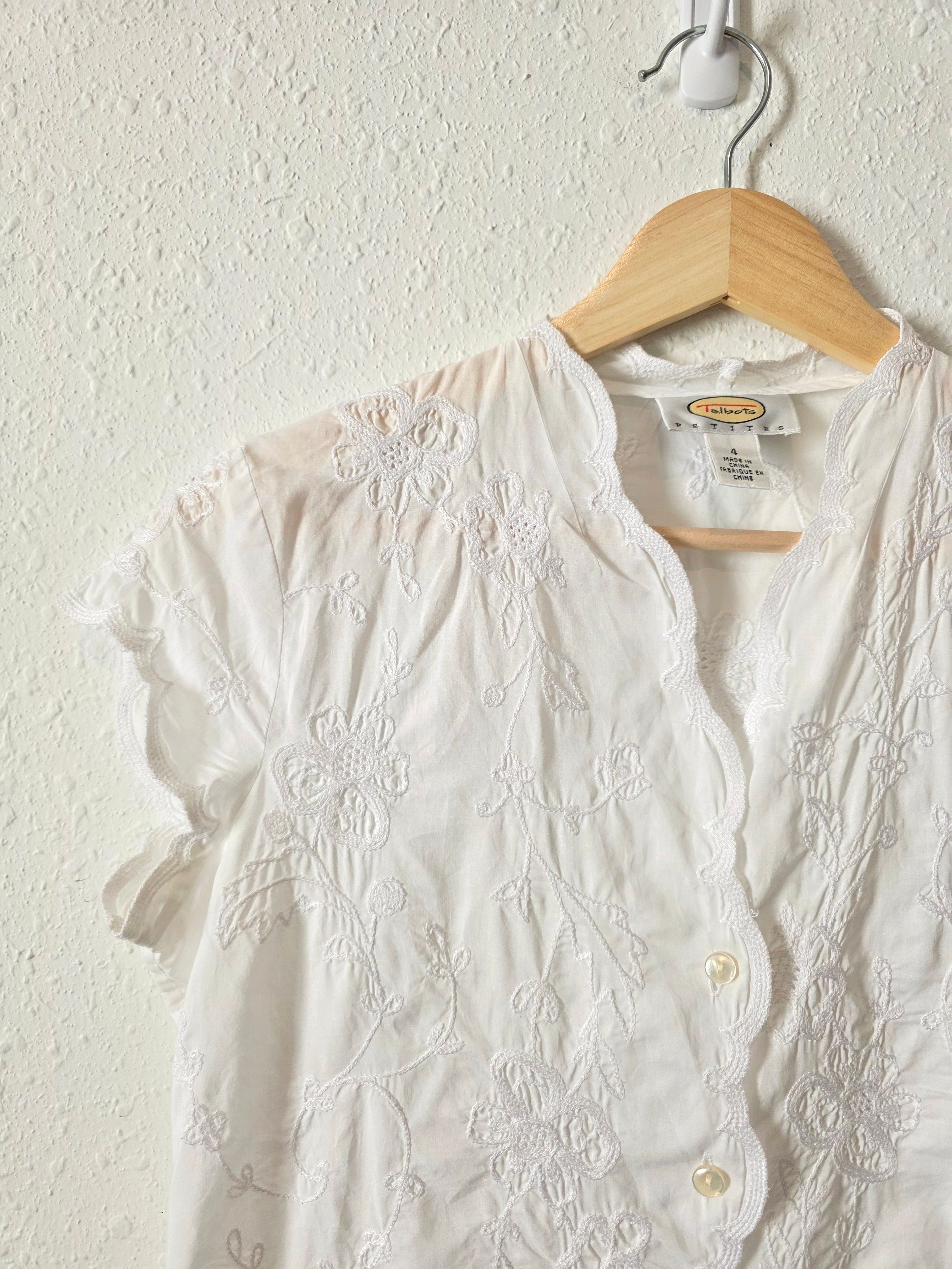 Vintage White Floral Top (4)