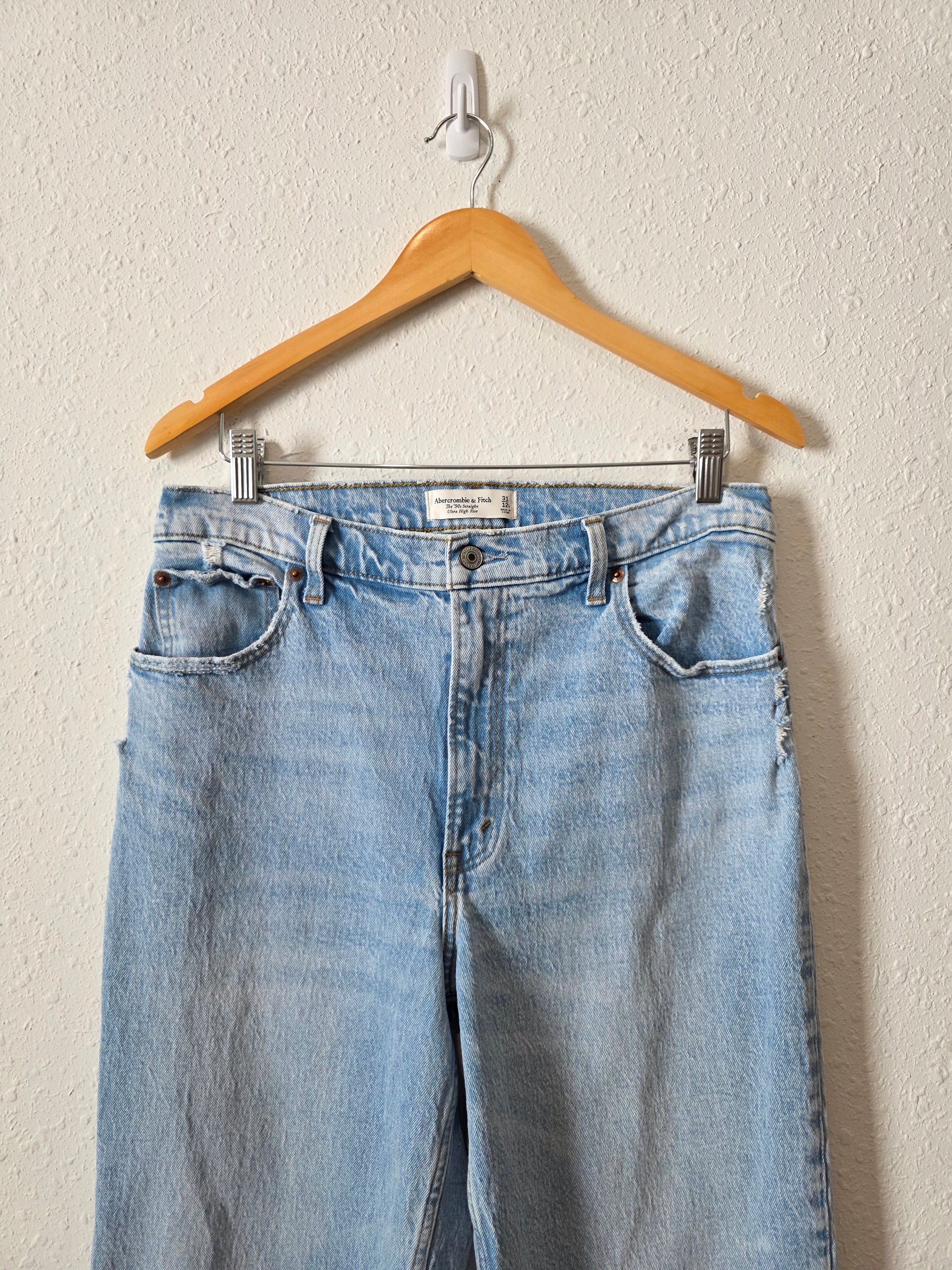 Abercrombie 90s Straight Jeans (12/31)