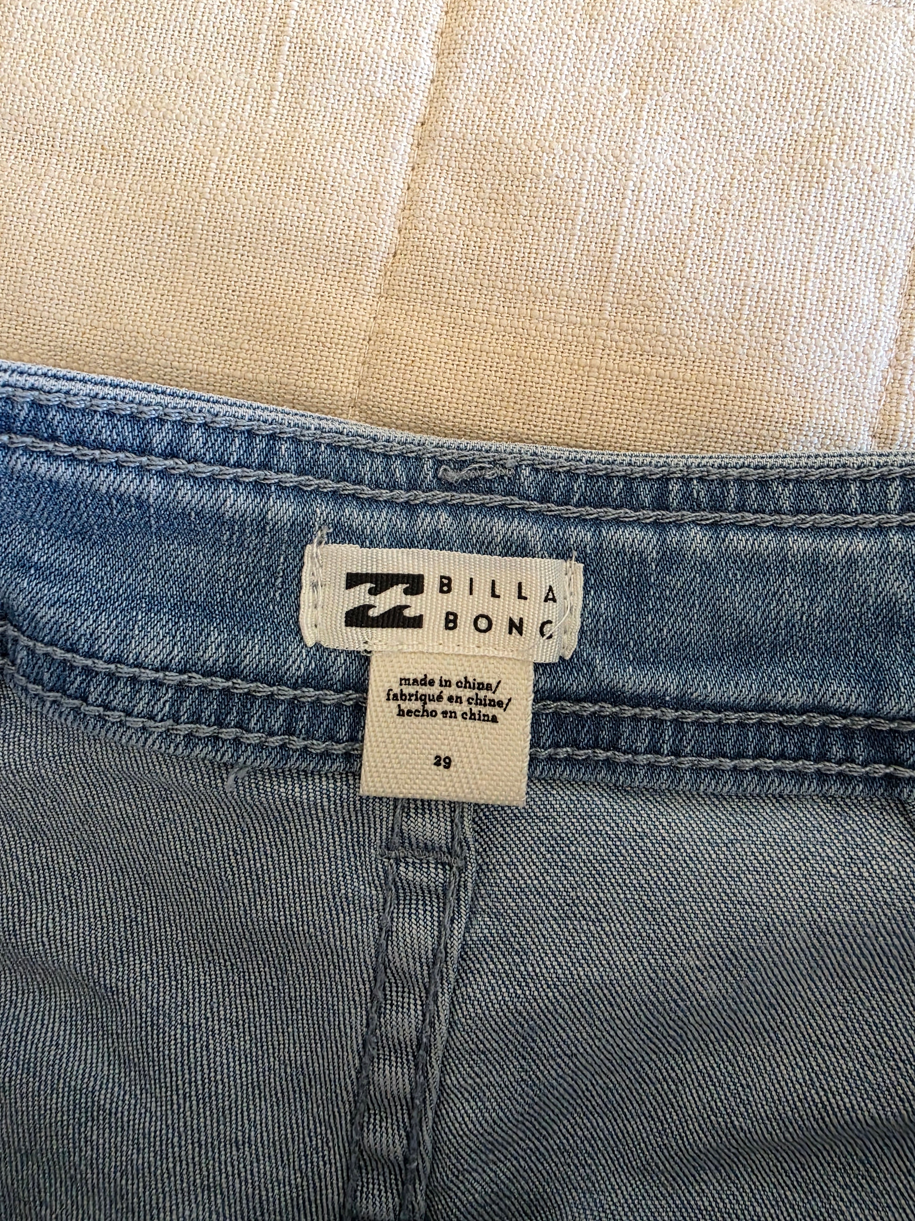Billabong Wide Leg Jeans (29)